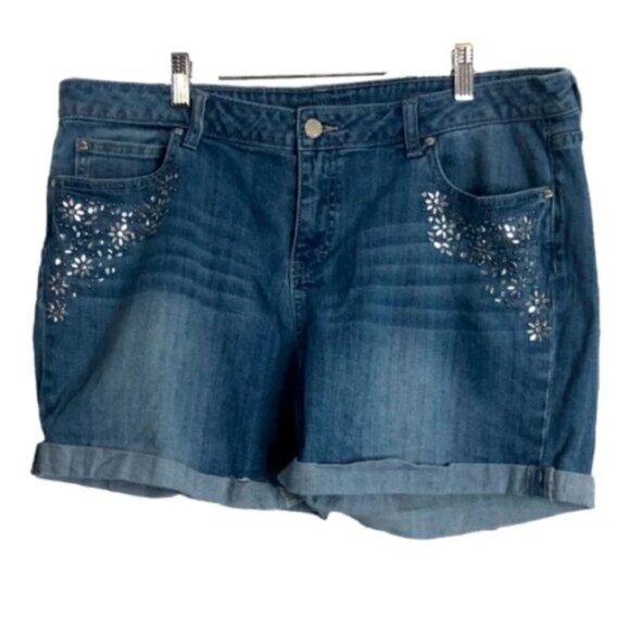 Jennifer Lopez Jean Shorts Faded Blue  Embellished Bling Turned Up Cuffs - Picture 1 of 7